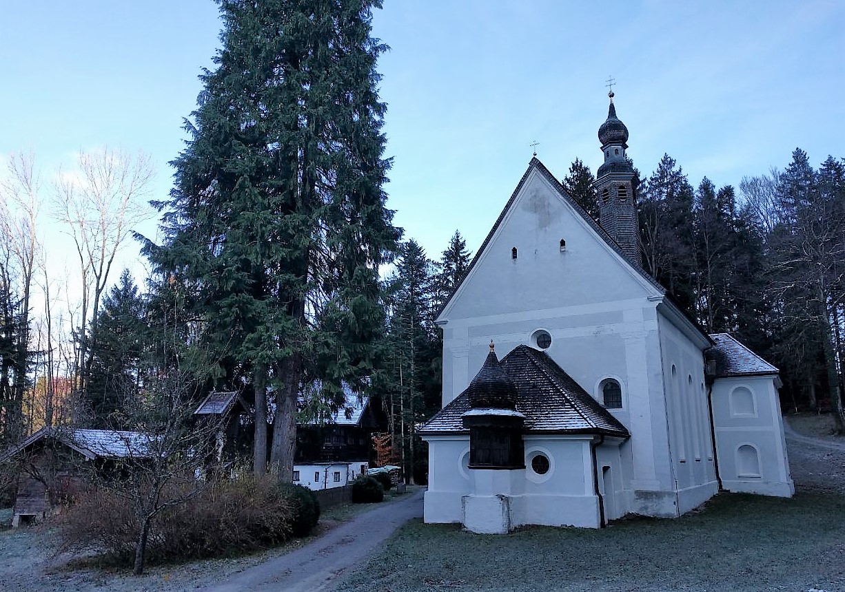 die Wallfahrtskirche Mariä Heimsuchung in der Einsiedelei Kirchwald