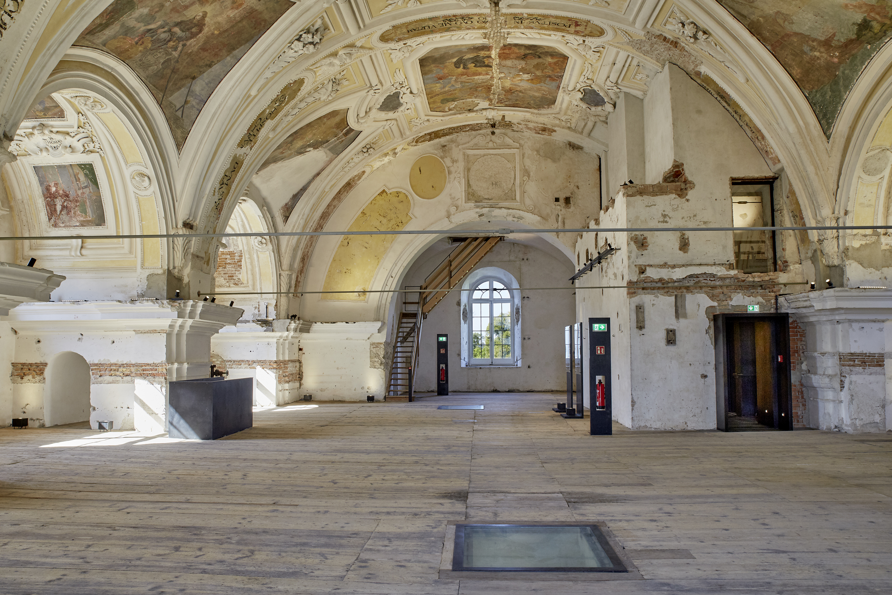 Im obersten Geschoss des Inseldoms steht barocke Pracht im Kontrast zur rationalen Nüchternheit der Säkularisation. ©Bayerische Schlösserverwaltung, Maria Scherf, München Im obersten Geschoss des Inseldoms steht barocke Pracht im Kontrast zur rationalen Nüchternheit der Säkularisation. ©Bayerische Schlösserverwaltung, Maria Scherf, München